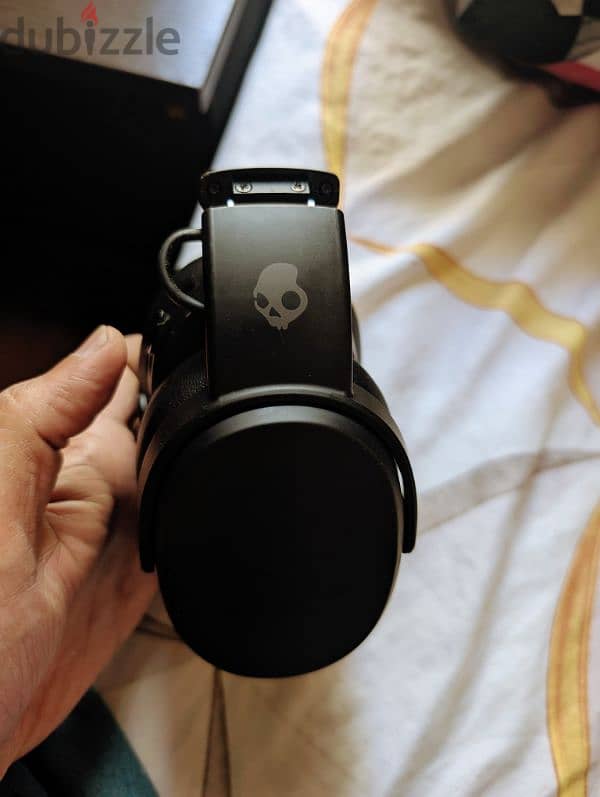 SKULLCANDY CRUSHER HEADPHONE 1