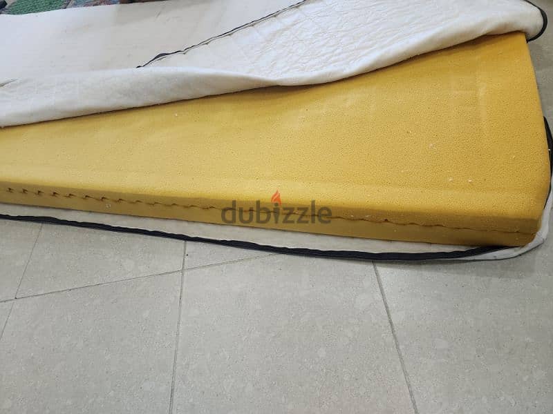 Single Metal bed 90×200 with IKEA mattress 4