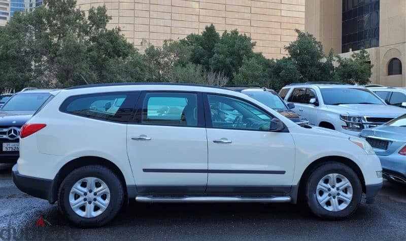 chevrolet traverse  LS 2