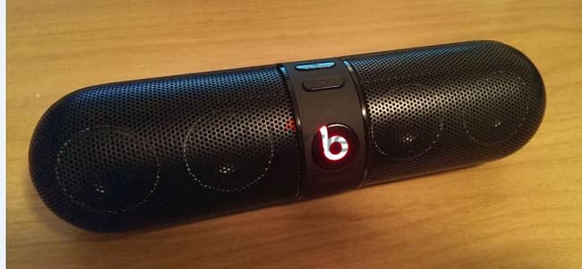 beats pill , bluetooth speaker