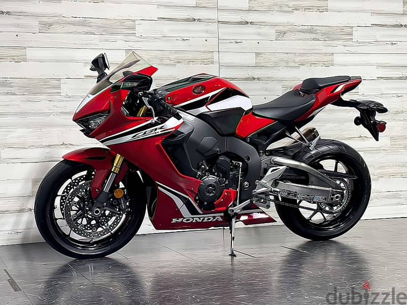 2021 Honda CBR1000RR (+97466574363) 1