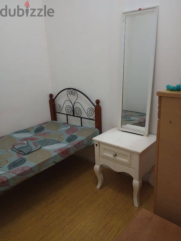 partion room for rent 1