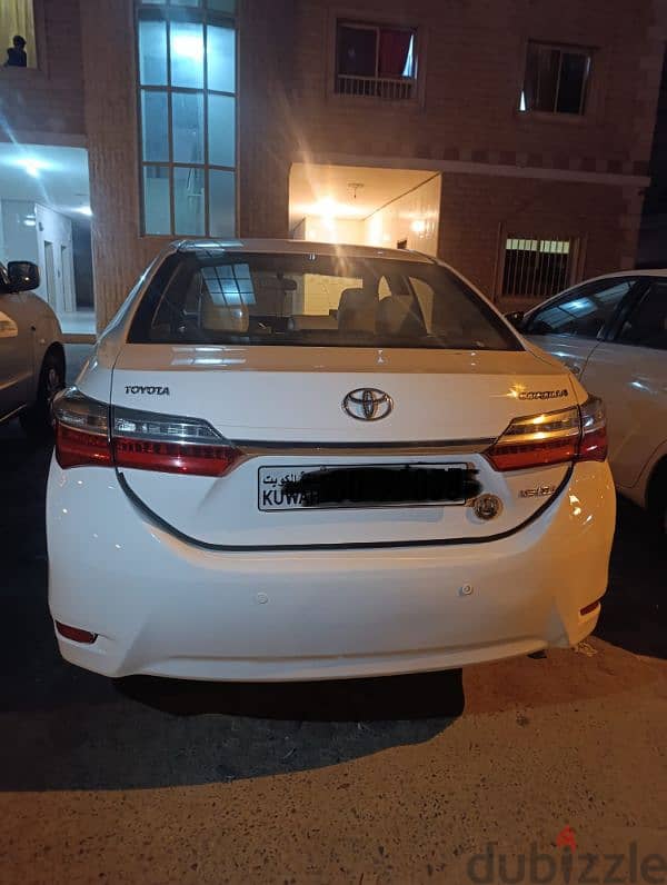 Toyota Corolla 2017 4