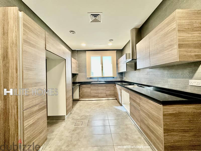 Three bedroom apartment with Balcony for rent in Salwa 7