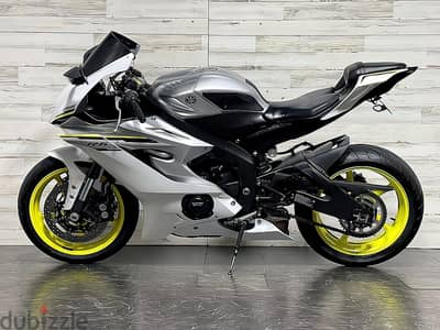 2017 Yamaha R6 (+971561943867)