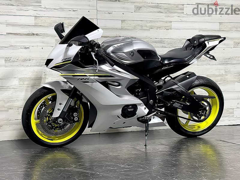 2017 Yamaha R6 (+971561943867) 1