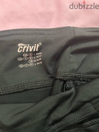 sports pants size L