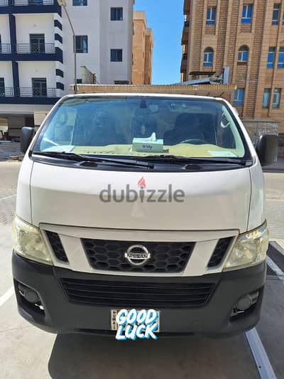 Nissan Urvan 2015