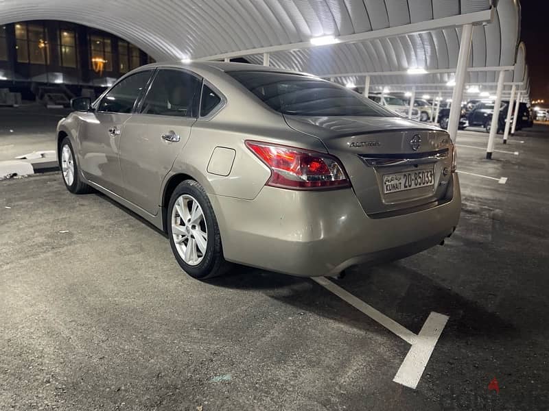 For sale Nissan Altima Model   2013 2