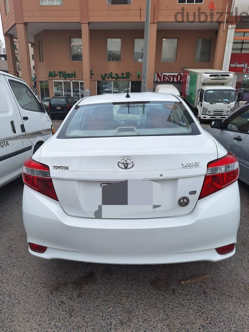 Toyota Yaris 2015 3