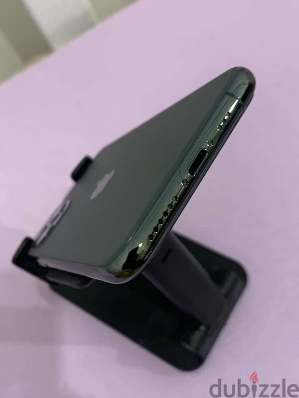 iPhone 11 Pro 256gb battery 85% not open device same like new conditio 10