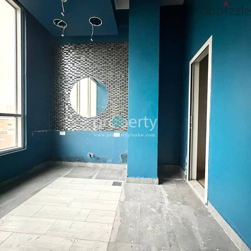 Commercial full floor for rent in Salmiya 4