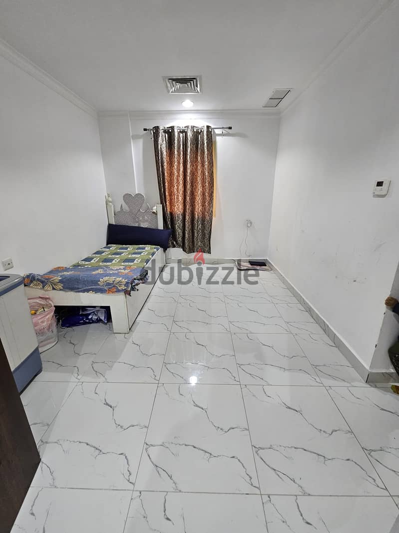 1 bHK vacation flat 0