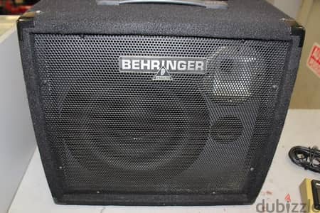 bheringer keyboard monitor . 4 chanel input with fx