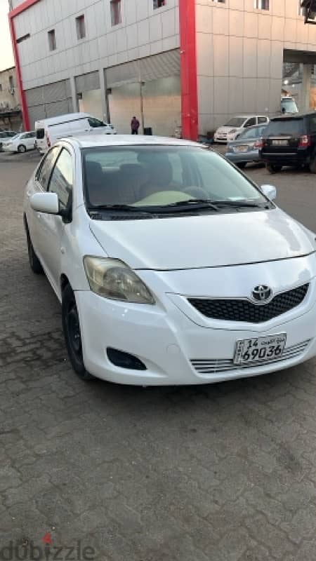 Toyota Yaris 2010 4