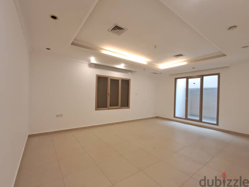 Spacious 4 Bedroom in Mishref 4