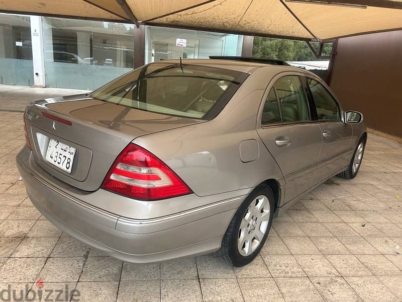 Mercedes-Benz C240 2005 6