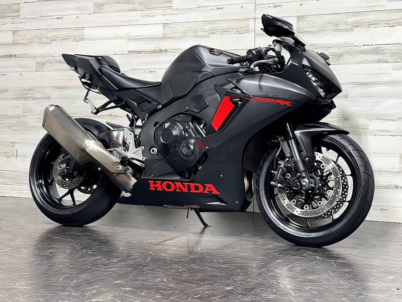 2017 Honda CBR 1000RR (+971561943867) 3