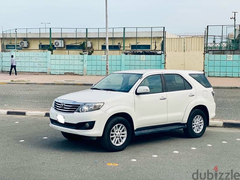 Toyota Fortuner 2015 V4 ready for inspection engine gear and chease 0