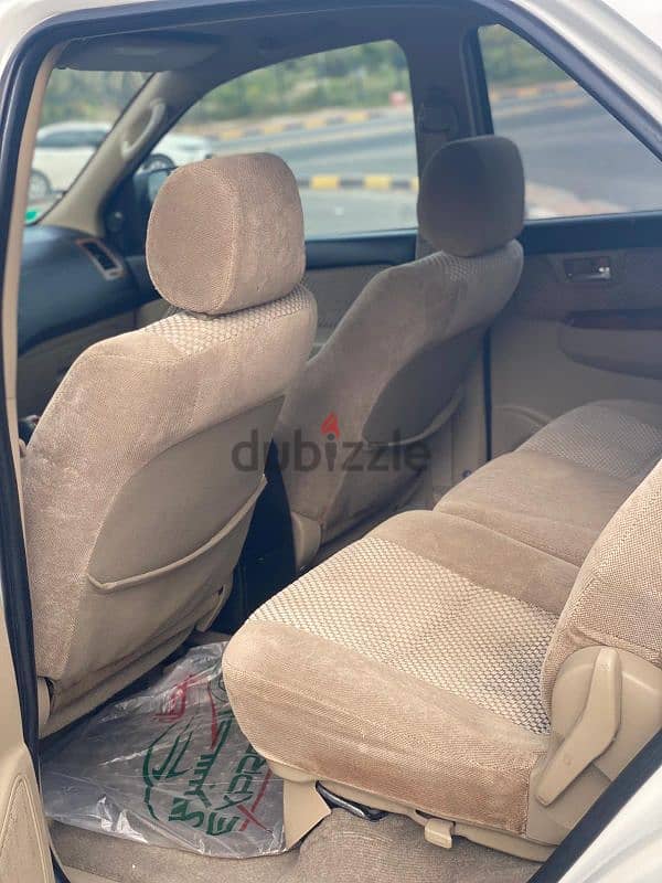 Toyota Fortuner 2015 V4 in Perfect Condition 3