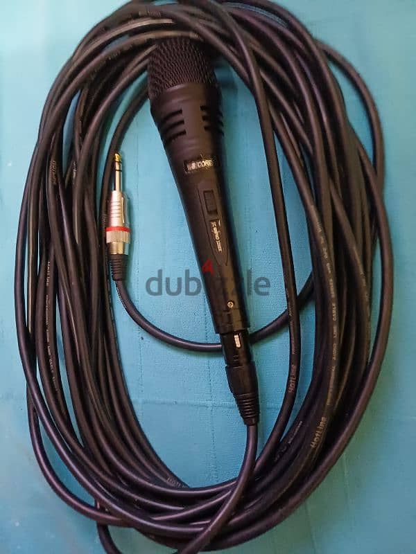 mic +cable 0