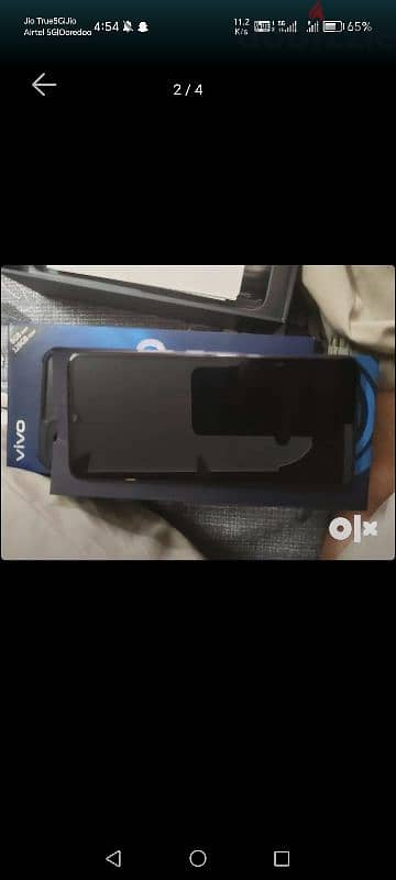 vivo v 20 good condition and box and charge availabil one back cover 2