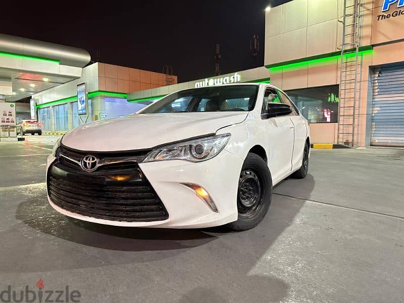 Toyota Camry 2016 GL URGENT SALE 1