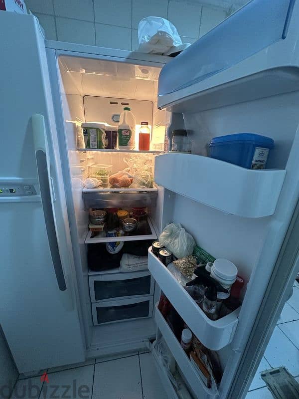 DAEWOO Refrigerator for sell. 50 kd 3