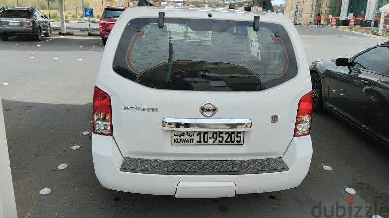 Nissan Pathfinder 2012 3