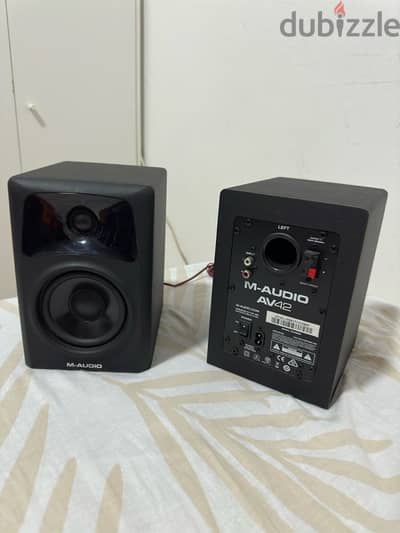 M-AUDIO  studio monitor speaker