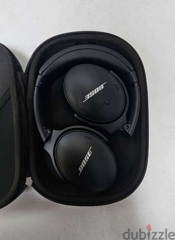 Bose quite comforts 45 2 same as new 1