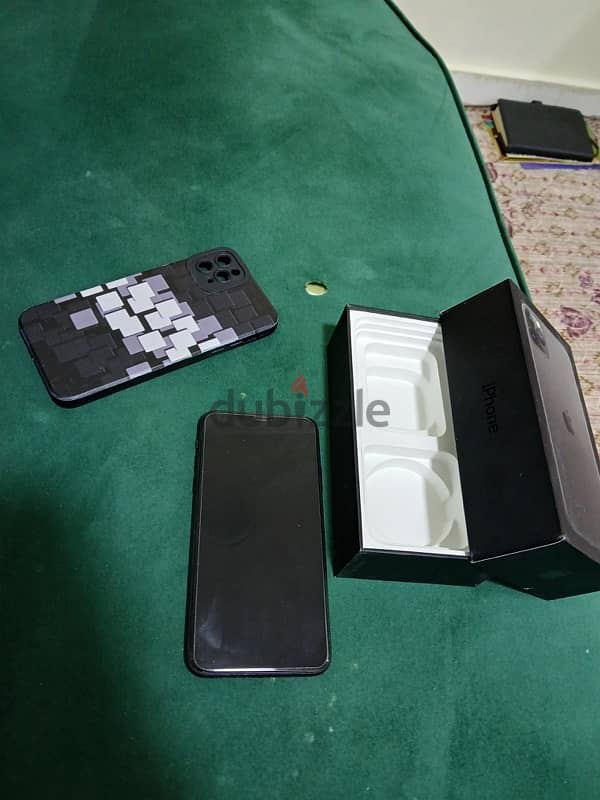 iphone 11 pro max for sale 7