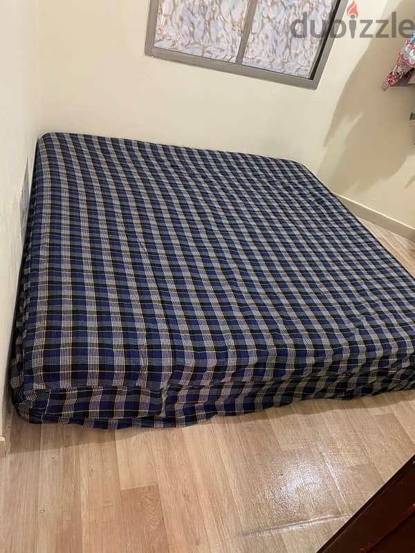 Clean and Neat King Size Medicated Matress for sale 5