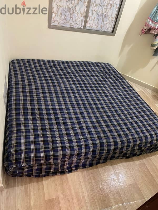 Clean and Neat King Size Medicated Matress for sale 6