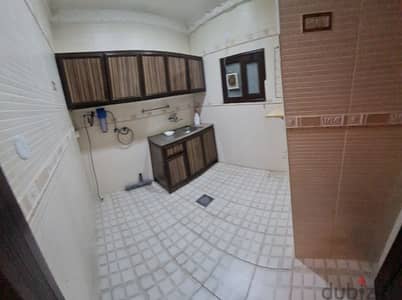 nice clean studio flat in Mangaf at  top of villa