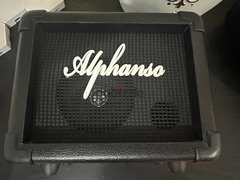 Guitar amp with built in effects 1