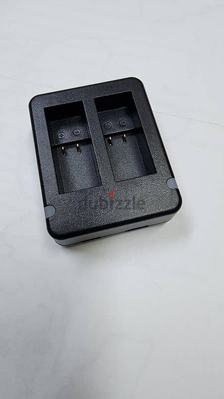 Battery charger for GO pro 0