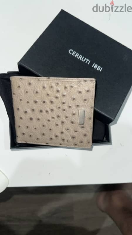 Men Wallets For Sale Brand New & Used. 4