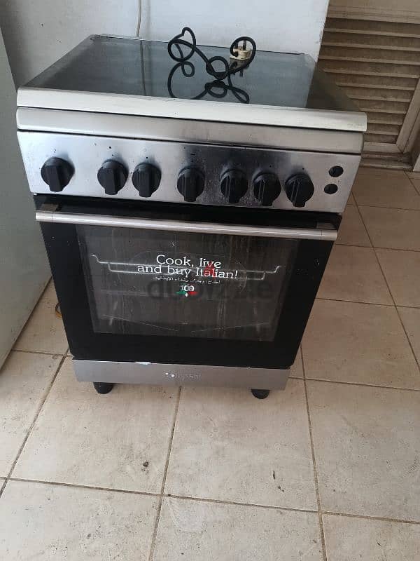 4 burner Italian gas stove with automatic ignition 1