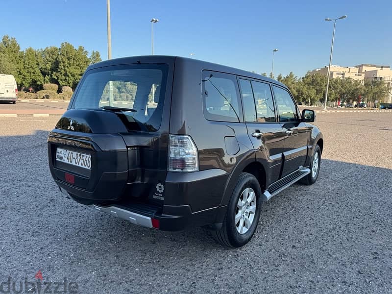 Mitsubishi Pajero 2017 0