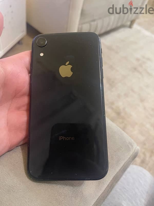 iPhone XR for sale 128 gb battery 81% 2