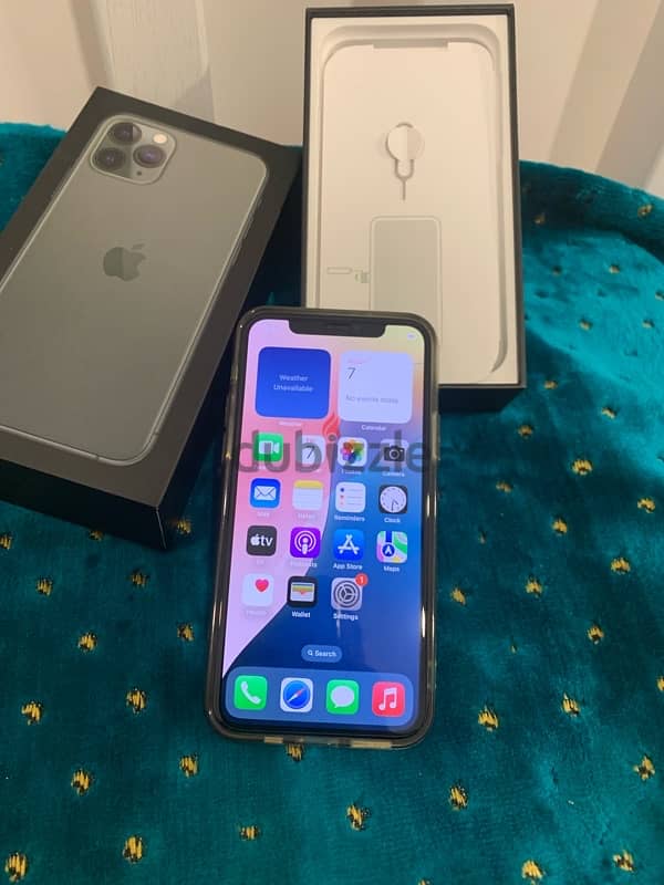 iPhone 11 Pro 64gb battery 85% not open device not repiar anything 13