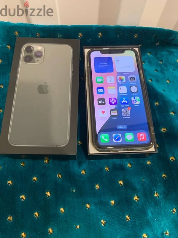 iPhone 11 Pro 64gb battery 85% not open device not repiar anything 14