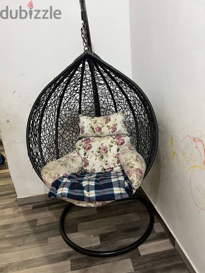 HANGING SWING CHAIR