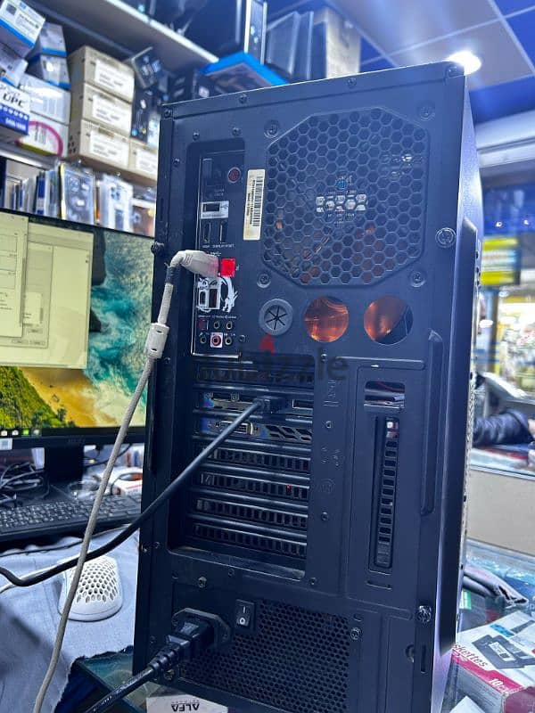 Coolermaster Gaming PC i7-6th Gen + 16 GB RAM 3