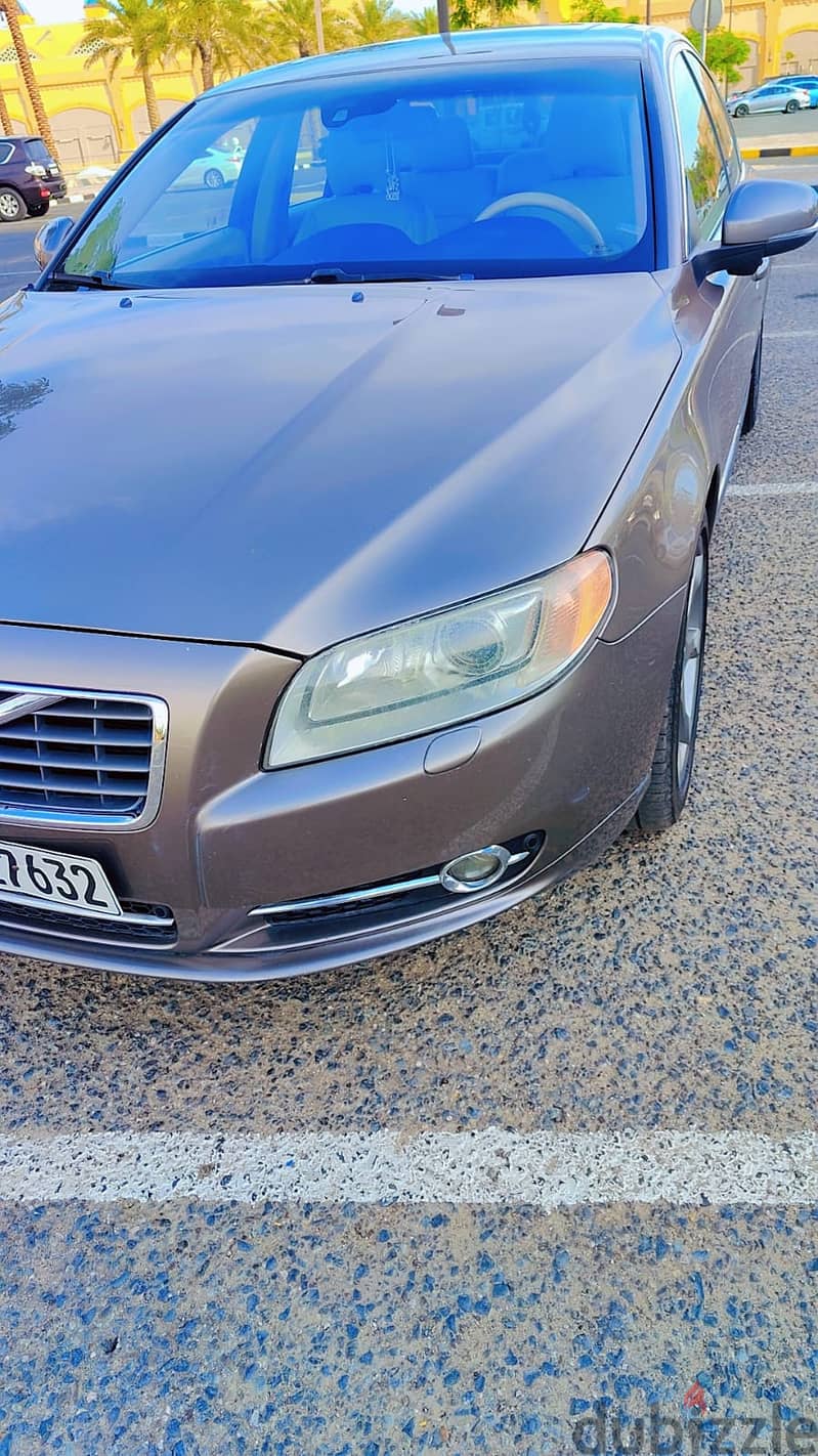 2012 VOLVO S80 AMK Excellent condition 4