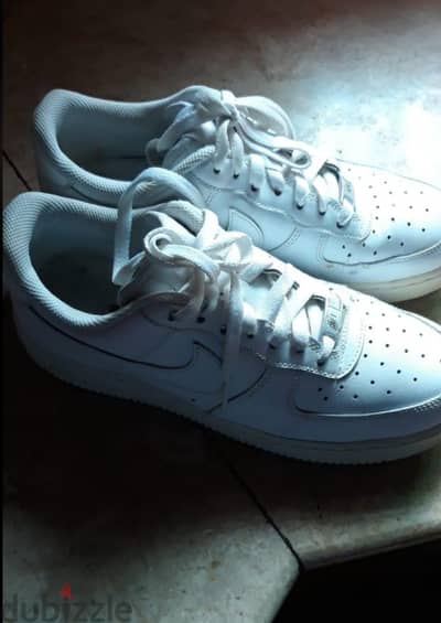 Nike Air Force Triple White Size 40