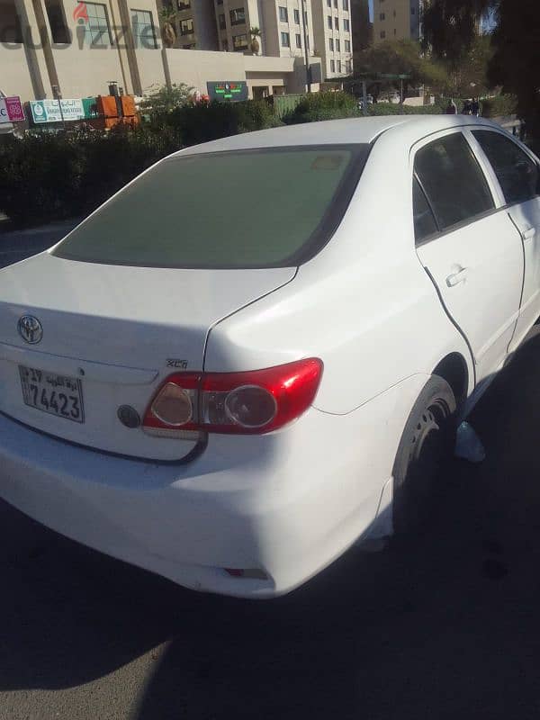 Toyota Corolla 2013 3