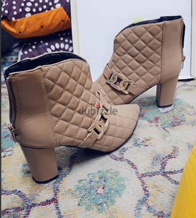 Beige Heeled Boots - size 39