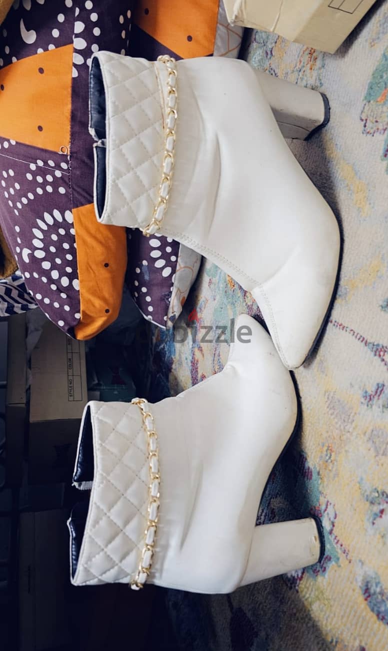 White Heeled Pumps - Size 39 1